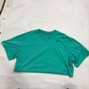 Nike Dri Fit Turquoise t-Shirt  size L ….0456